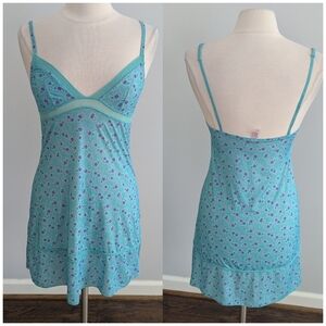 Women's Victoria's Secret Blue Camisole Slip Medium Y2K Blue